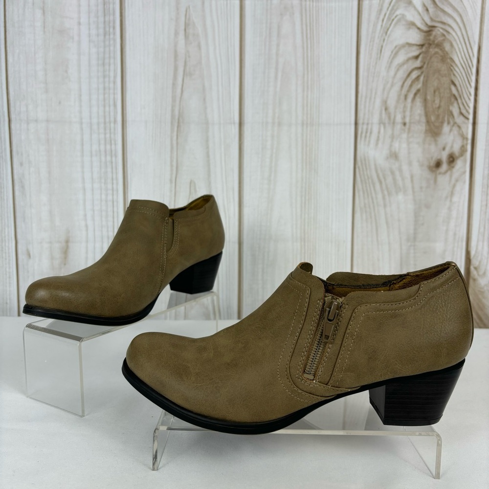 Natural Soul Bootie Vegan Leather Heeled Slip On Comfort Shoe Boots Tan Size 8.5